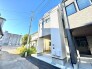 前面道路を含む現地写真
