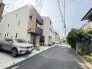 前面道路を含む現地写真

