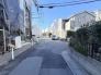 前面道路を含む現地写真
