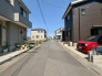 前面道路を含む現地写真
