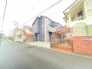 前面道路を含む現地写真

