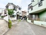 前面道路を含む現地写真

