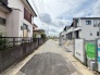 前面道路を含む現地写真
