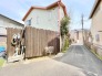 前面道路を含む現地写真
