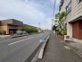 前面道路を含む現地写真
