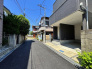 前面道路を含む現地写真
