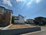 空が広く感じられる開放的な立地で、新しい暮らしの構想が自然と膨らむような穏やかな区画です。