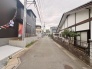 前面道路を含む現地写真
