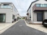 前面道路を含む現地写真
