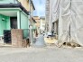 前面道路を含む現地写真
