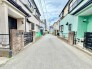 前面道路を含む現地写真
