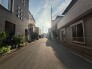 閑静な住宅街が広がり、日々の暮らしに穏やかな安らぎを感じさせる落ち着いた住環境です。