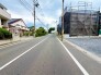 前面道路を含む現地写真
