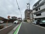 穏やかな時間が流れる落ち着いた街並みは、日々の暮らしに静かな安らぎをもたらしてくれます。