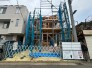 新しい暮らしが形作られていく過程を見守る、穏やかな時間が流れる敷地です。