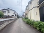 前面道路を含む現地写真
