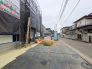 前面道路を含む現地写真
