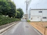 前面道路を含む現地写真
