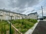空が広く見渡せる開放的な環境で、穏やかな暮らしを育むことができる住まいが広がっています。