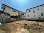 閑静な住宅街の中にあり、これからの暮らしの構想を自由に描ける開放的な敷地です。