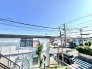 前面道路を含む現地写真
