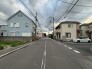 落ち着いた住宅街の雰囲気が日々の暮らしに穏やかな安らぎをもたらします。
