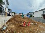 住まいの未来を描くための、開放感に満ちた静かな敷地が新しい暮らしのスタートを待っています。