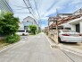 前面道路を含む現地写真
