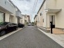 整然とした街並みが広がり、穏やかな時間が流れる落ち着いた住環境が整っています。