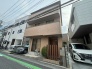 街並みに馴染む落ち着いた佇まいが、日々の暮らしに穏やかな安らぎと心地よい安心感をもたらしてくれます。