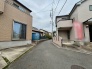 周辺の街並みに溶け込む落ち着いた雰囲気の閑静な住環境が広がります
