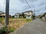 穏やかな空気が流れる閑静な住宅街に佇むゆとりある敷地空間