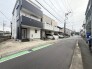前面道路を含む現地写真
