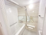 広々１坪タイプのゆったり浴室ユニット。防カビ・抗菌素材なのもうれしい。

