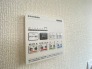 空気もこもらず、いつもクリーンな浴室乾燥機付。
