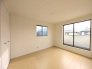 A号棟 広々バルコニーから、たっぷり太陽の恵みが得られます。
 2025/11/06m