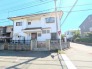 角地につき、開放感に恵まれる住居がここに。
