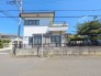 駐車が苦手な方にも嬉しい、前面5.8ｍ道路に面した住まい。
