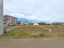 3号地 閑静な住宅地で、小さなお子様がいるご家族にも安心。
