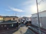 2号棟 前面の住まいとの距離感があるから、圧迫感を感じません。
 2026/03/06m