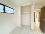 部屋ごとに設けた収納は、住みやすさへのこだわり。
