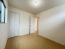 今からここを誰のお部屋にしようか、そんな洋室。
