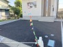 日々の暮らしを支える、駐車スペースをしっかりと確保したすっきりとした外観です。
