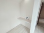 床材はワックス不要タイプ。お手入れが楽になる建材を使って建てました。
