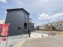 2号棟 駐車が苦手な方にも嬉しい、前面６ｍ道路に面した住まい。
