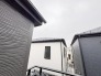 あたり一帯に住宅が広がる立地、住宅地ならではのロケーション。
