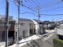 2号棟 閑静な住宅地で、小さなお子様がいるご家族にも安心。

