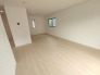 2号棟 朝から日差しいっぱい、 早起きしたくなるＬＤＫ。

