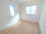 5号棟 子供部屋には丁度良い洋室。
 2026/01/29m