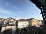 1号棟 前面の住まいとの距離感があるから、圧迫感を感じません。
